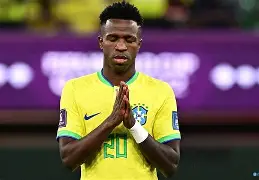 智利爆冷秘鲁，维尼修斯惊艳世界