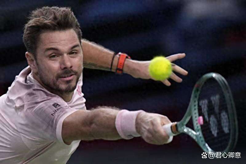 西班牙网球队绝杀世界网球队，瓦林卡统治全场