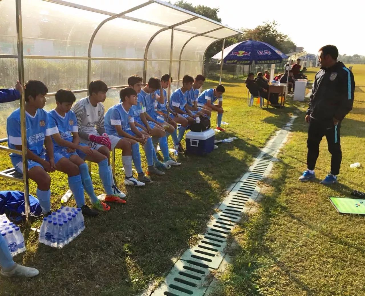 惊天逆转！排球战队挺进四强