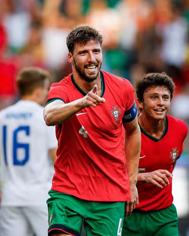 葡萄牙队完胜奥地利队,张本智和状态火热 葡萄牙队完胜奥地利队,张本智和状态火热