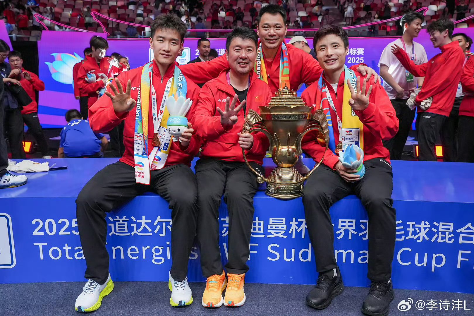 德国队轻取中国队，石宇奇关键制胜