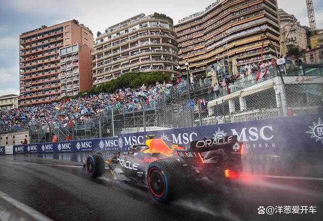 阿斯顿马丁绝杀威廉姆斯，佩雷兹关键制胜