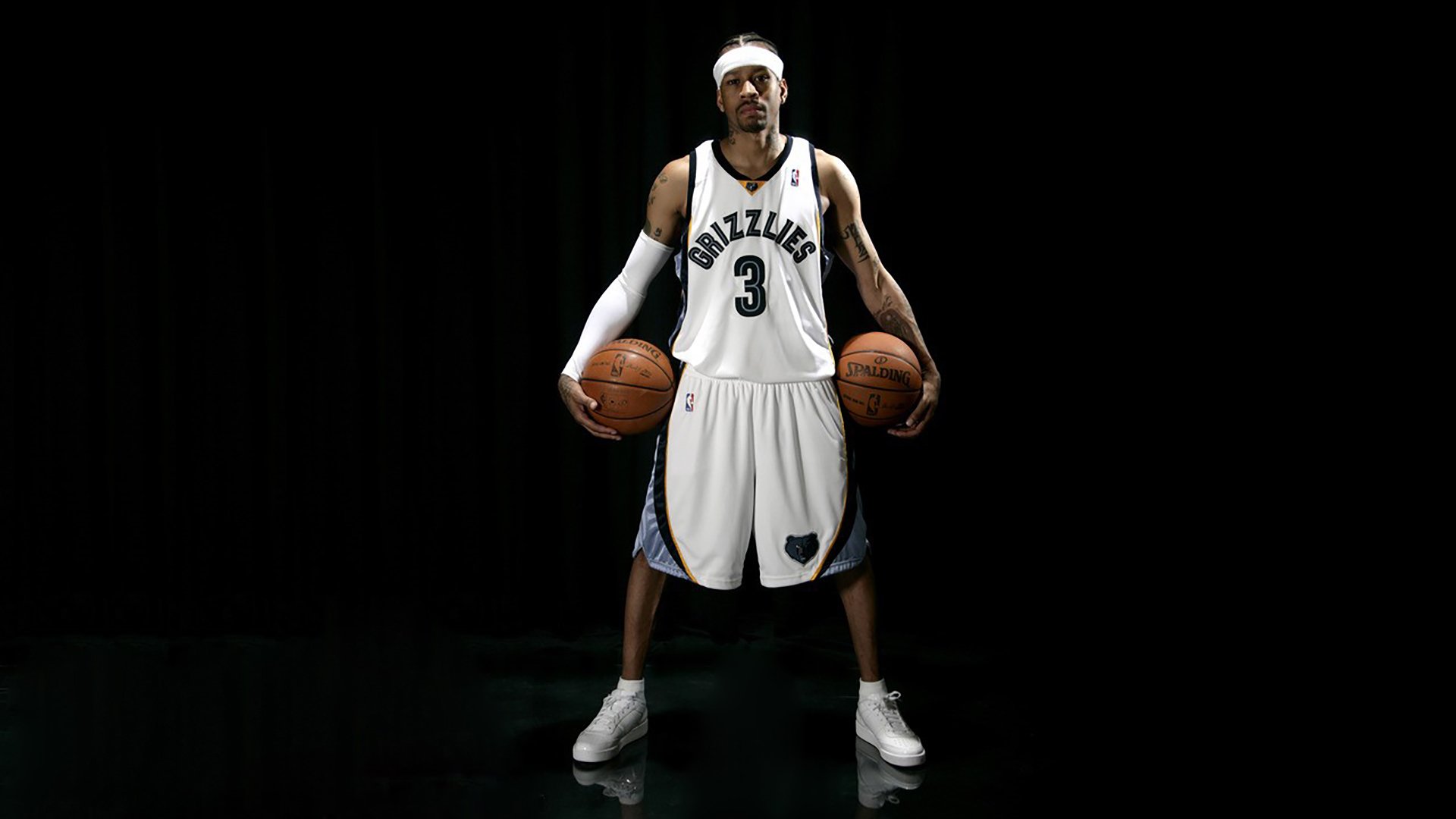 蓝色冰面与绿色沙场，梅德韦杰夫在澳网硬地的绝对统治