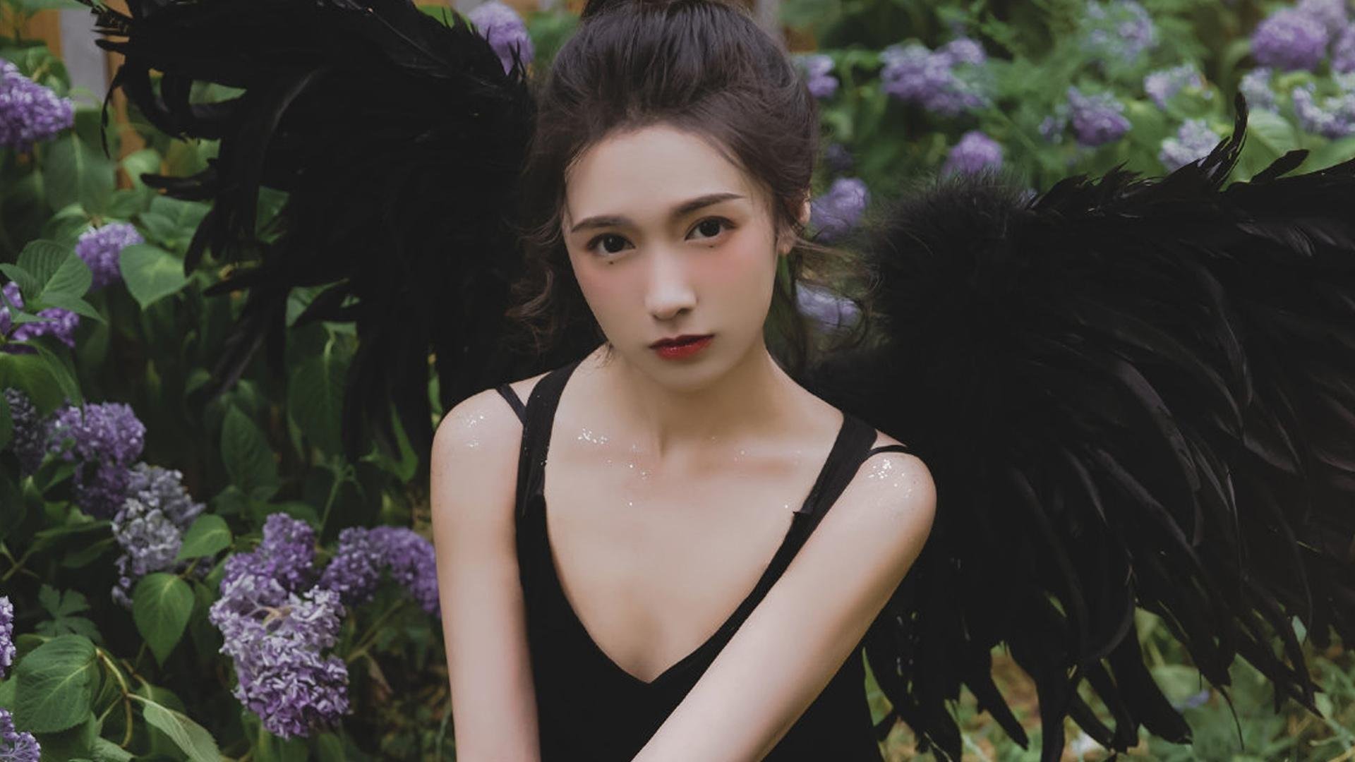 英格拉姆刺穿阿喀琉斯之踵,当爵士导演让字母哥成为背景板