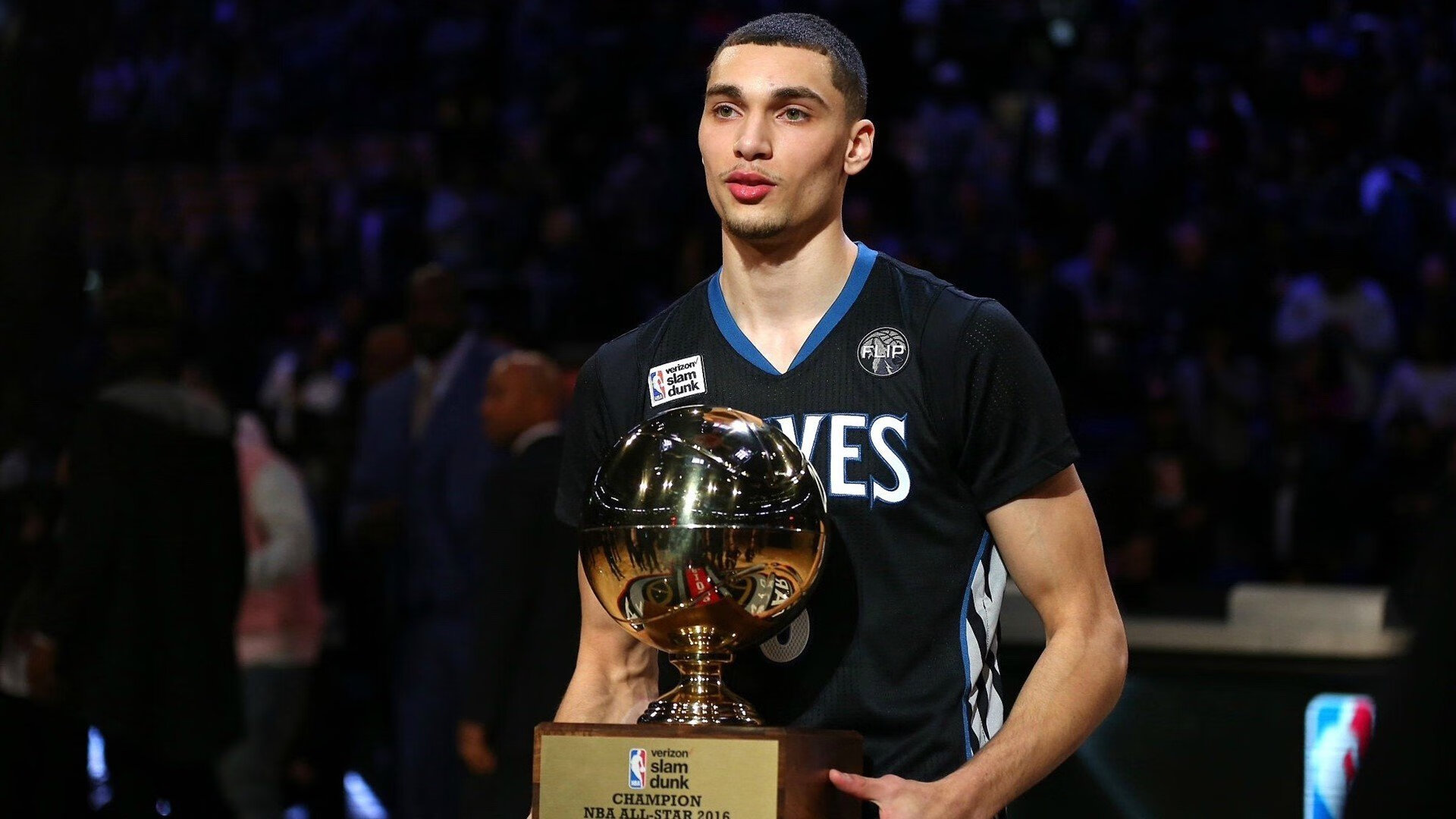 F1街道赛的鹰击,从赛道焦点战到篮球场的一波流